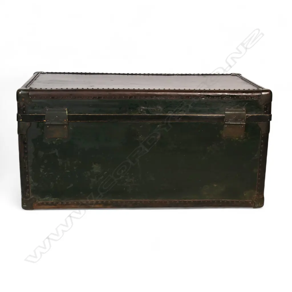 A South East Asian English-influenced leather travel trunk, Image 1++